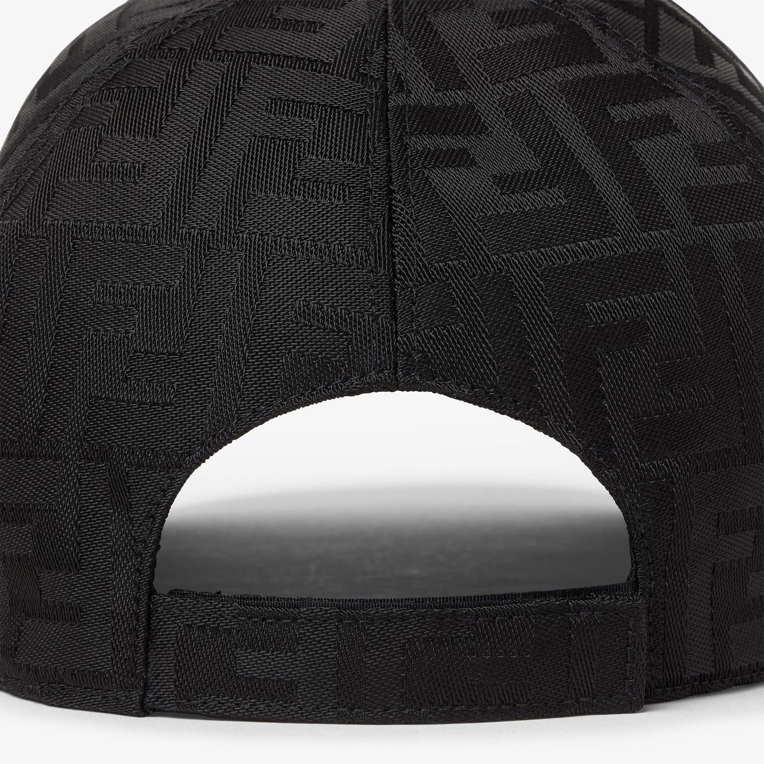 FENDI Men's Stylish Summer Hat