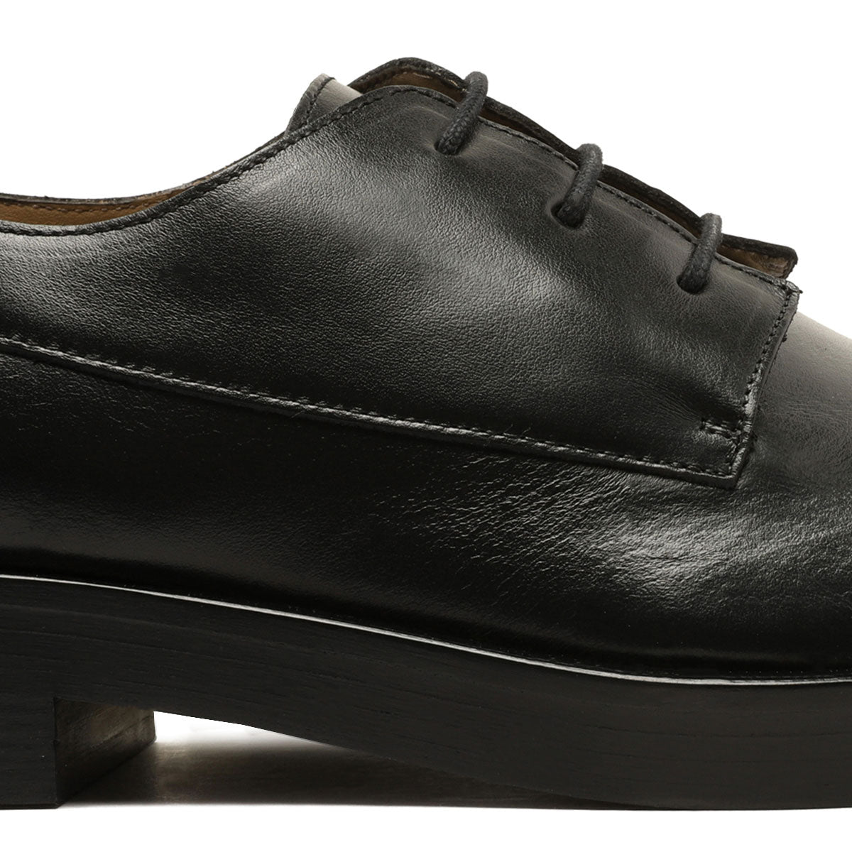 CALVIN KLEIN Men's Leather Moccasin Flats Banlieue91