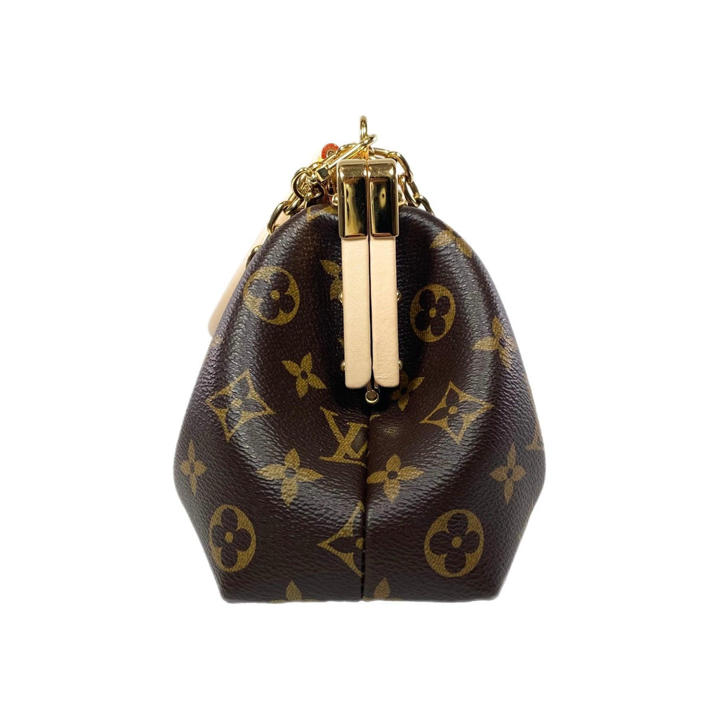 Louis Vuitton Monogram Clutch Banlieue91