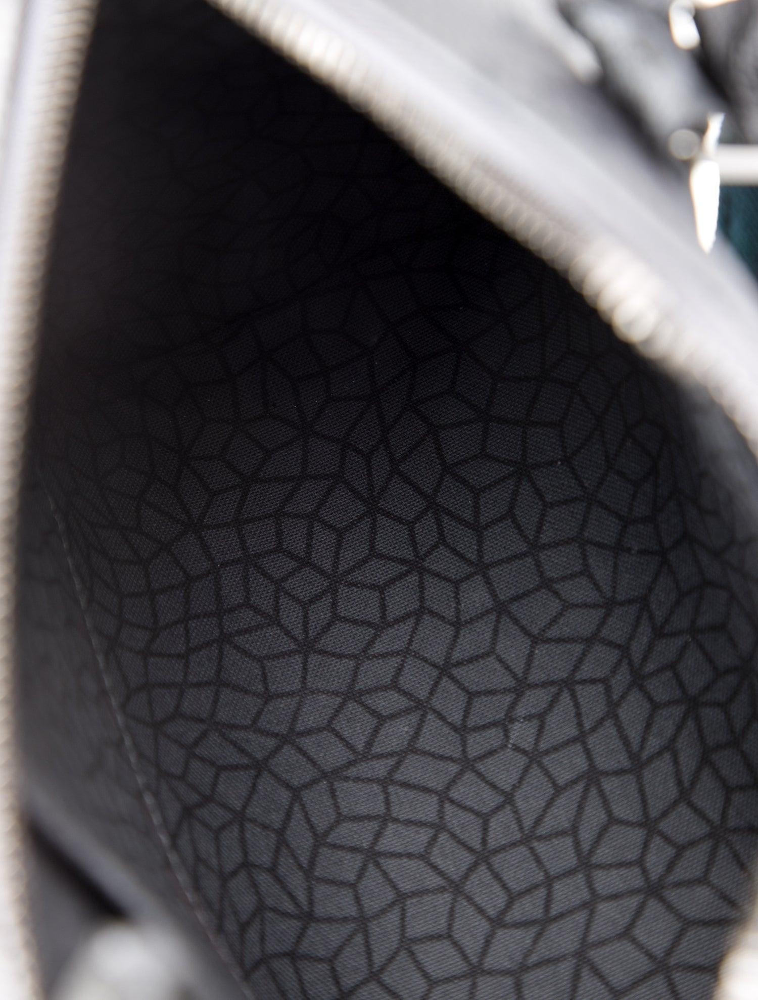 Louis Vuitton X Yayoi Kusama Monogram Eclipse Pumpkin Keepall Bandoulière 25 Banlieue91