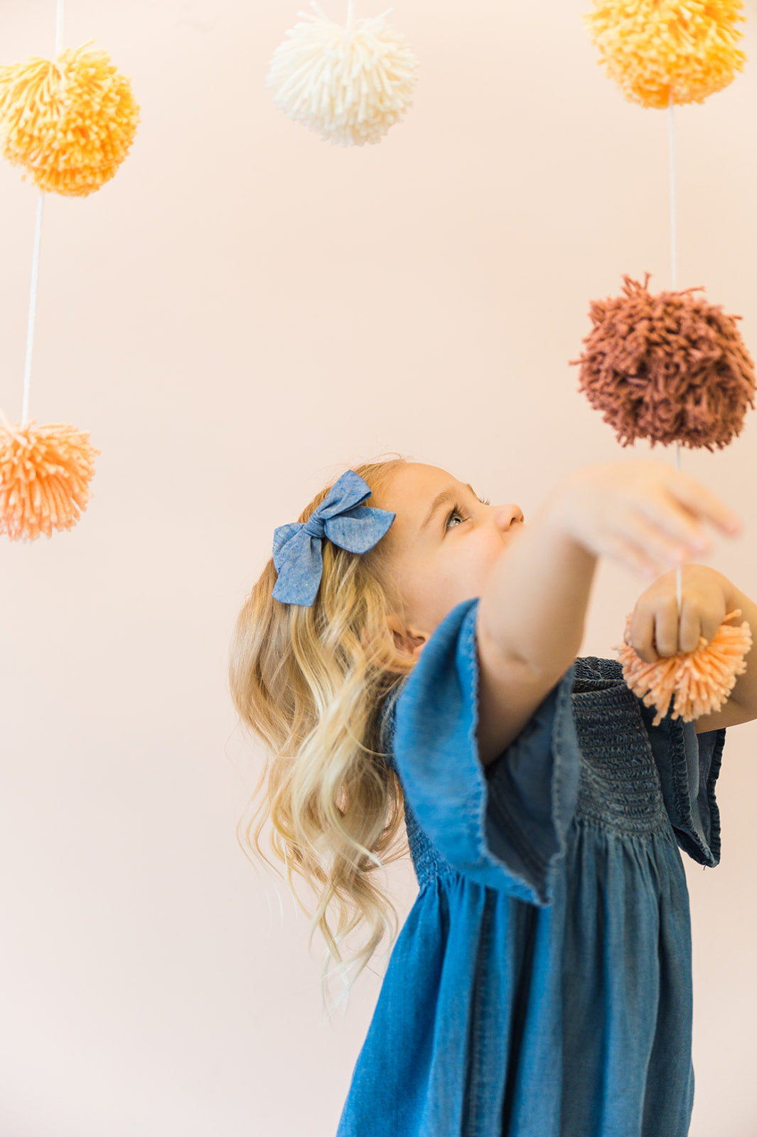 Levi - Petite Hair Bow