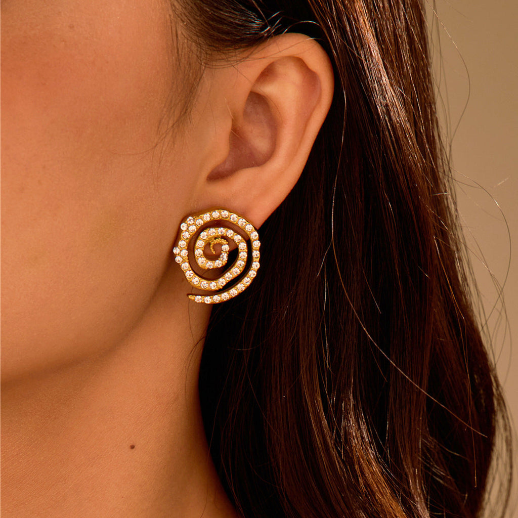 Stainless Steel Circle Inlaid Zircon Stainless Steel Earrings High Sense Ear Studs with Diamond Earrings