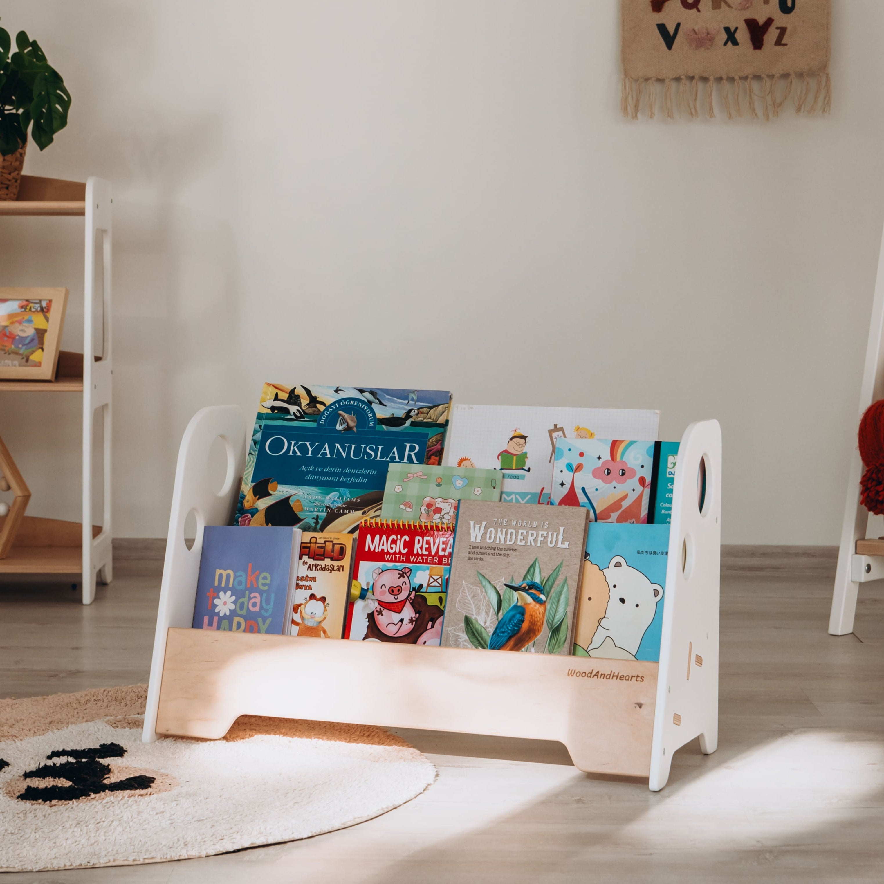 Kids Bookshelf woodandhearts