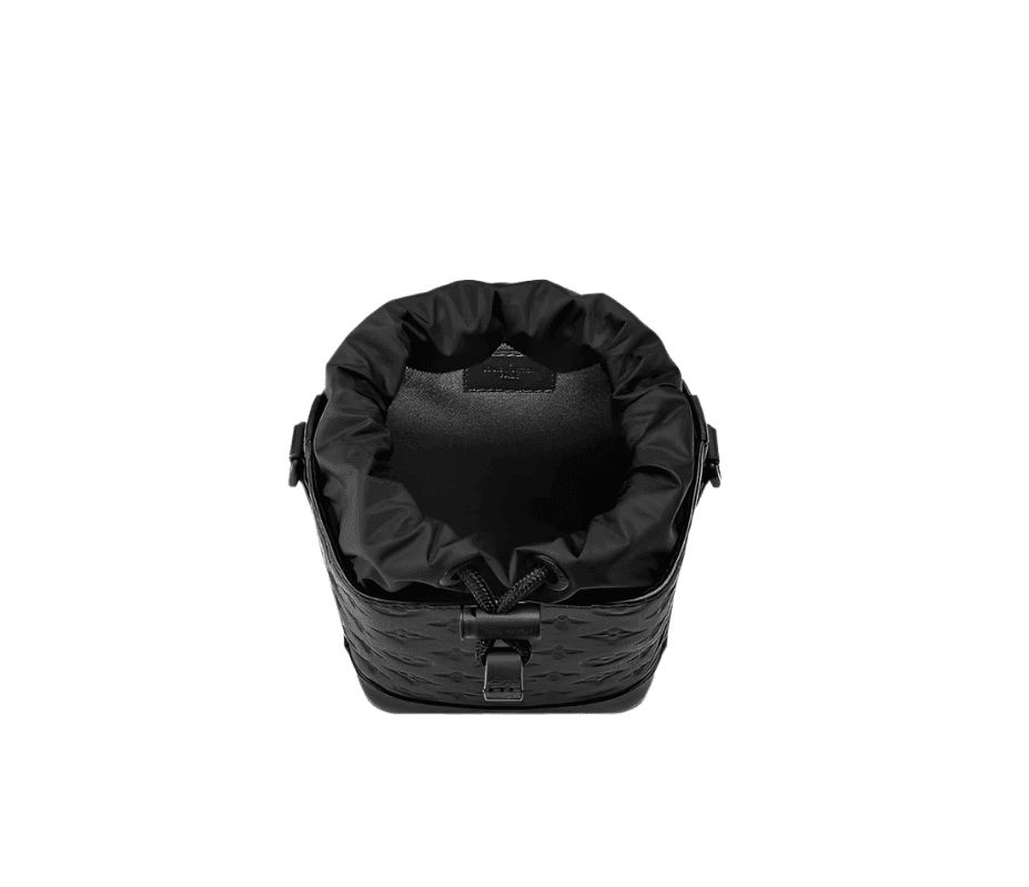 Louis Vuitton Noe Sling Monagram Shadow Banlieue91