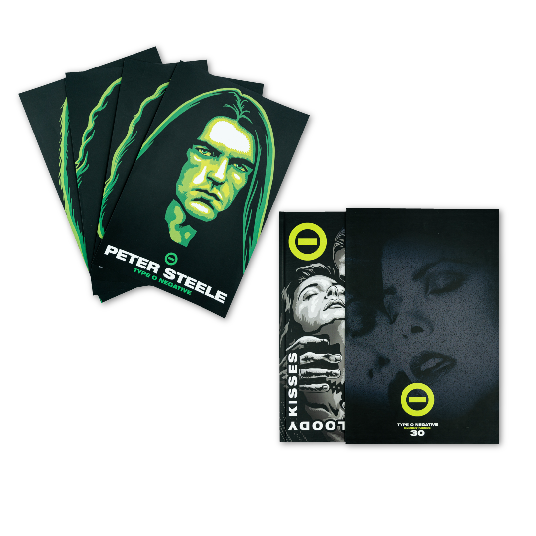 Type O Negative: Bloody Kisses 30 - Deluxe Bundle Z2 Comics