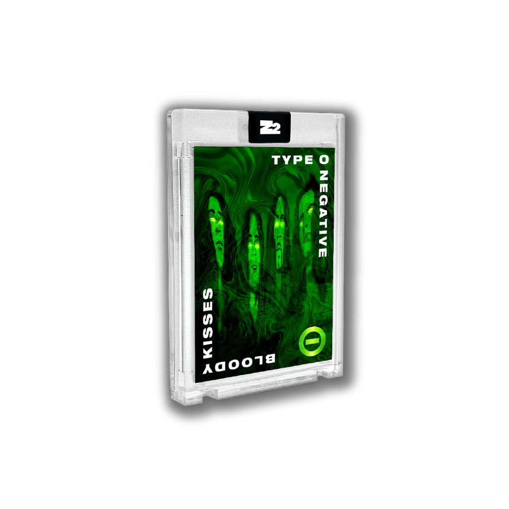 Type O Negative: Bloody Kisses 30 - Deluxe Bundle Z2 Comics