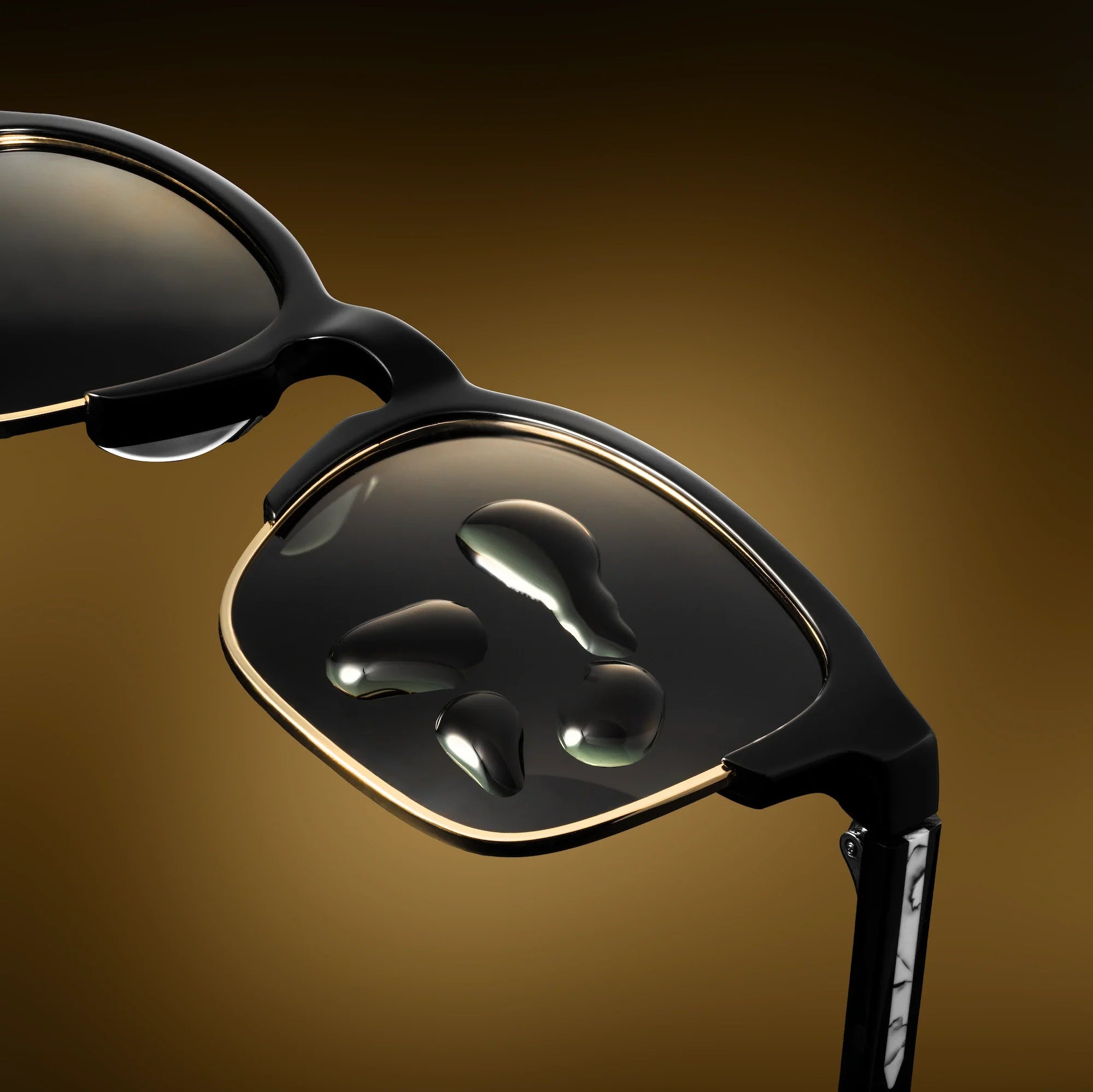 The Villa - Jet Black Gold