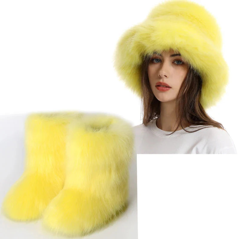 Women's Fur Snow Boots with Hat. BLAKESTORE-NG