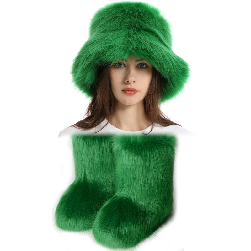 Women's Fur Snow Boots with Hat. BLAKESTORE-NG