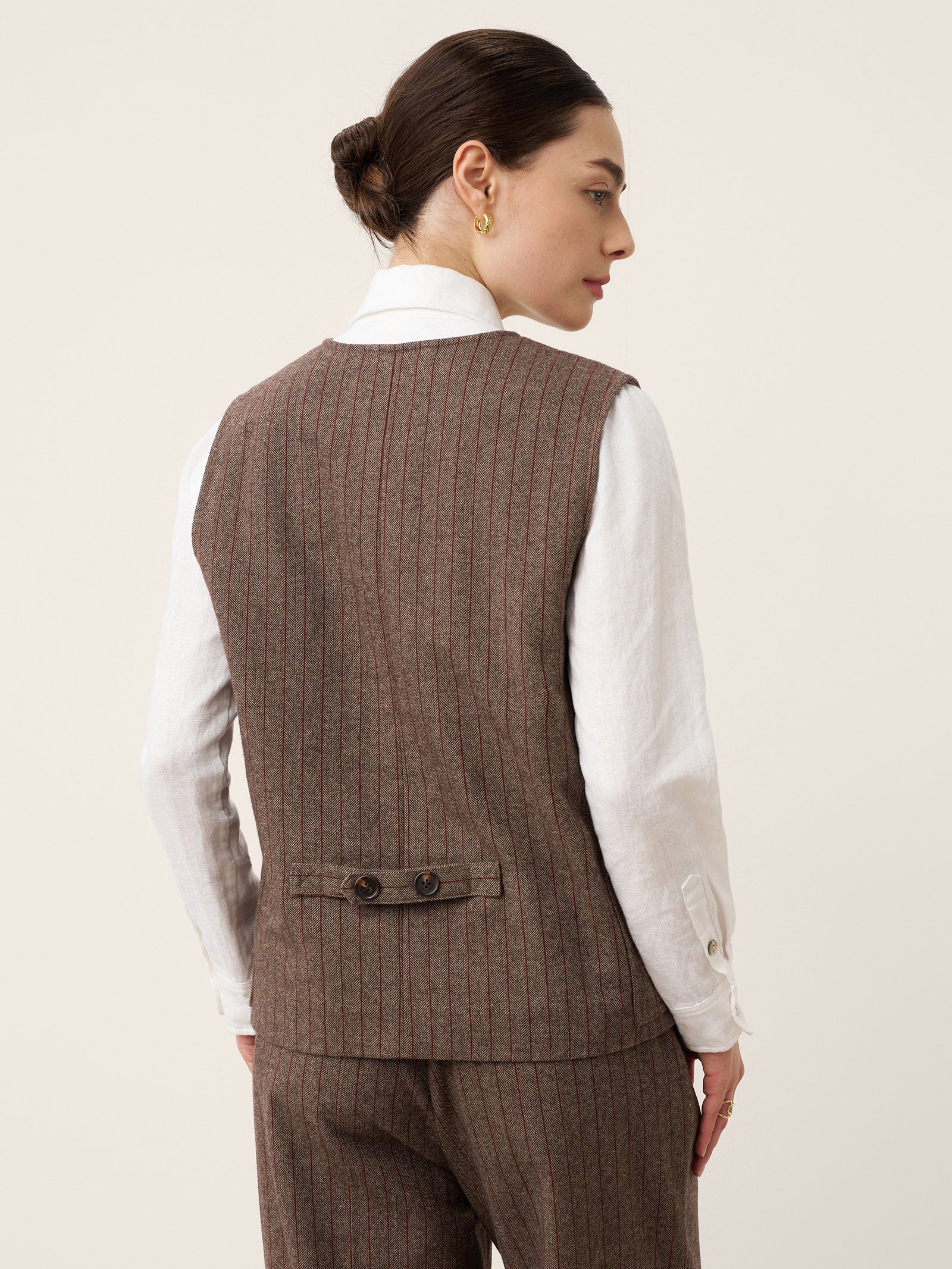 Wool Striped V-Neck Button-Detail Vest ELUNED LINTICO