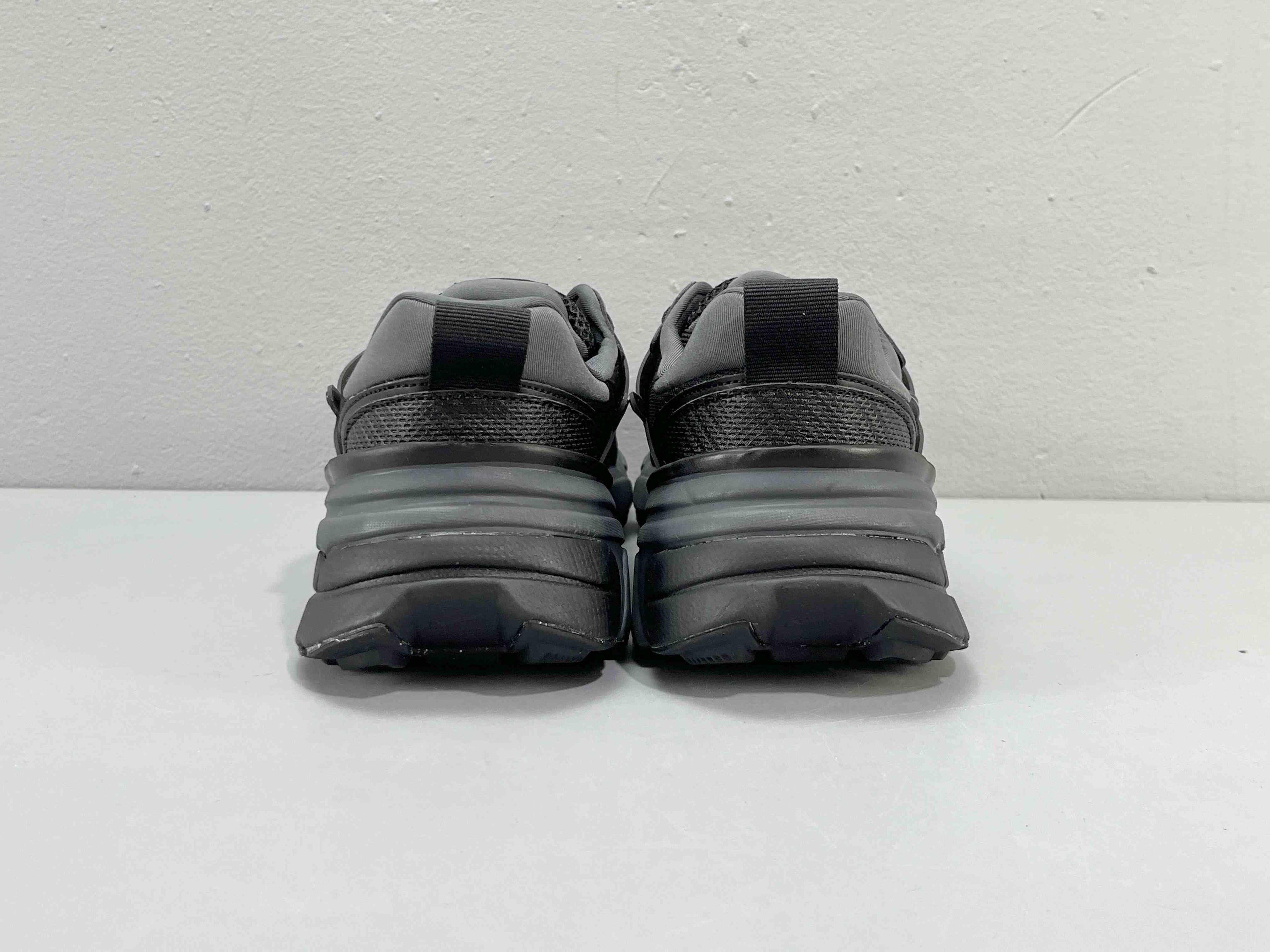 Nike V2K Run 'Metalic Silver Black' Banlieue91