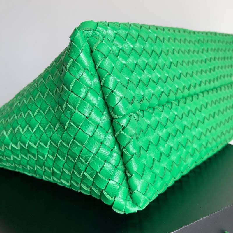 Bottega Veneta Medium Intreccio Leather Bag Tote Banlieue91