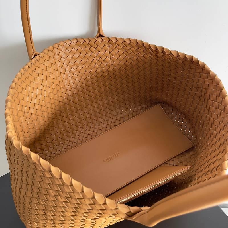 Bottega Veneta Medium Intreccio Leather Bag Tote Banlieue91