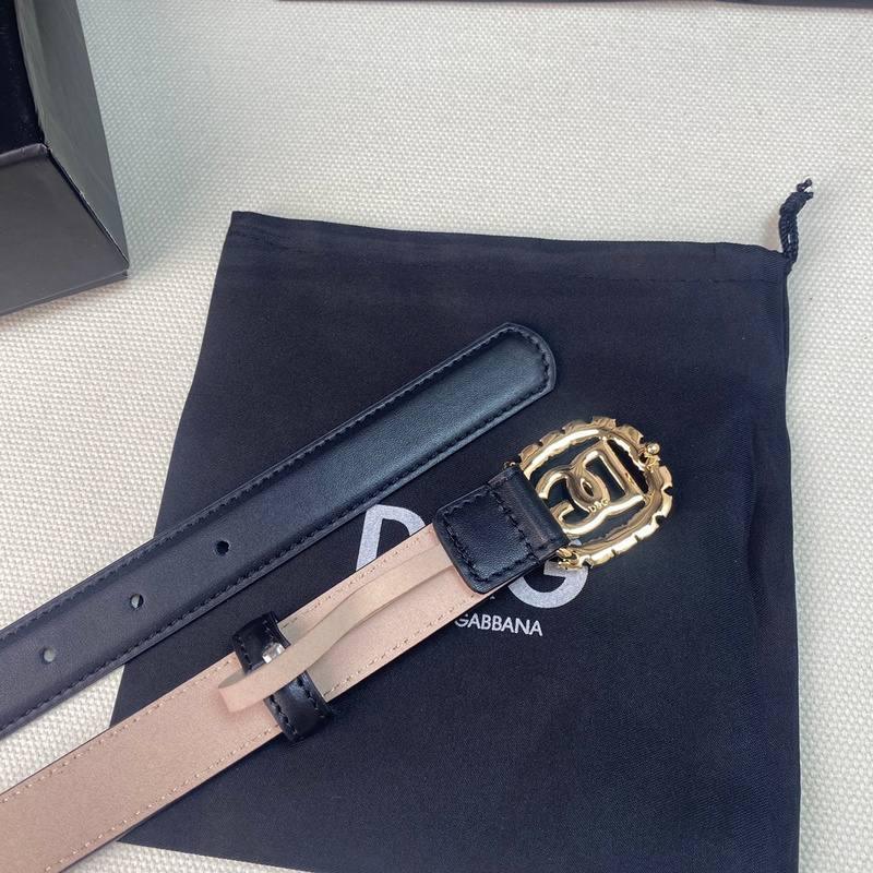 Dolce Gabbana Women Calfskin belt with bejeweled DG logo 'Black' Banlieue91