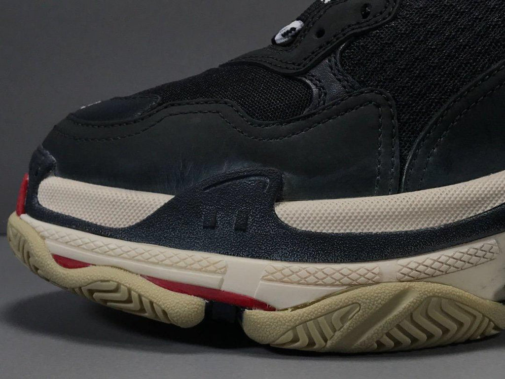 BALENCIAGA TRIPLE S SNEAKER Banlieue91