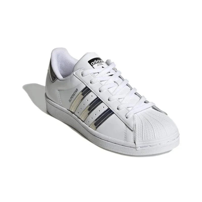 Adidas Superstar 'Cloud White Silver Metallic' Banlieue91