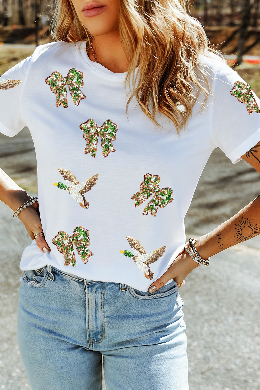 White Sequin Mallard Bow Pattern Relaxed Graphic Tee