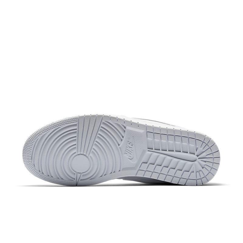 Air Jordan 1 Low 'Triple White' Banlieue91