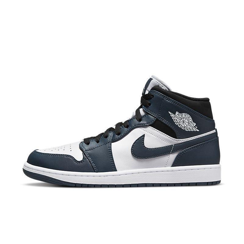 Air Jordan 1 Mid 'Armory Navy' Banlieue91
