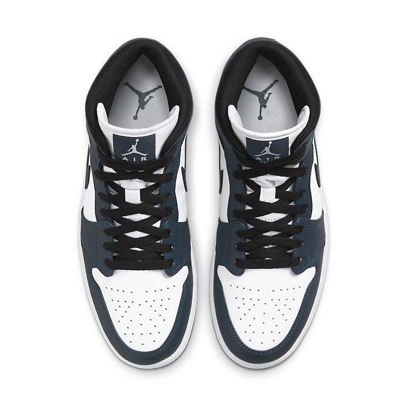 Air Jordan 1 Mid 'Armory Navy' Banlieue91