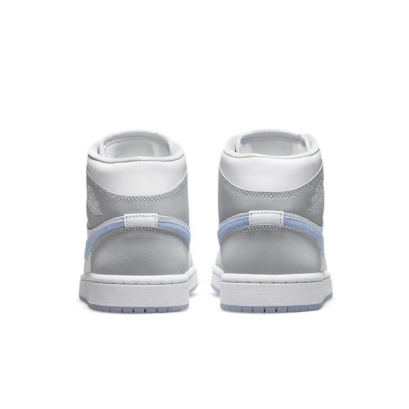 Air Jordan 1 Mid 'Wolf Grey Aluminum' Banlieue91