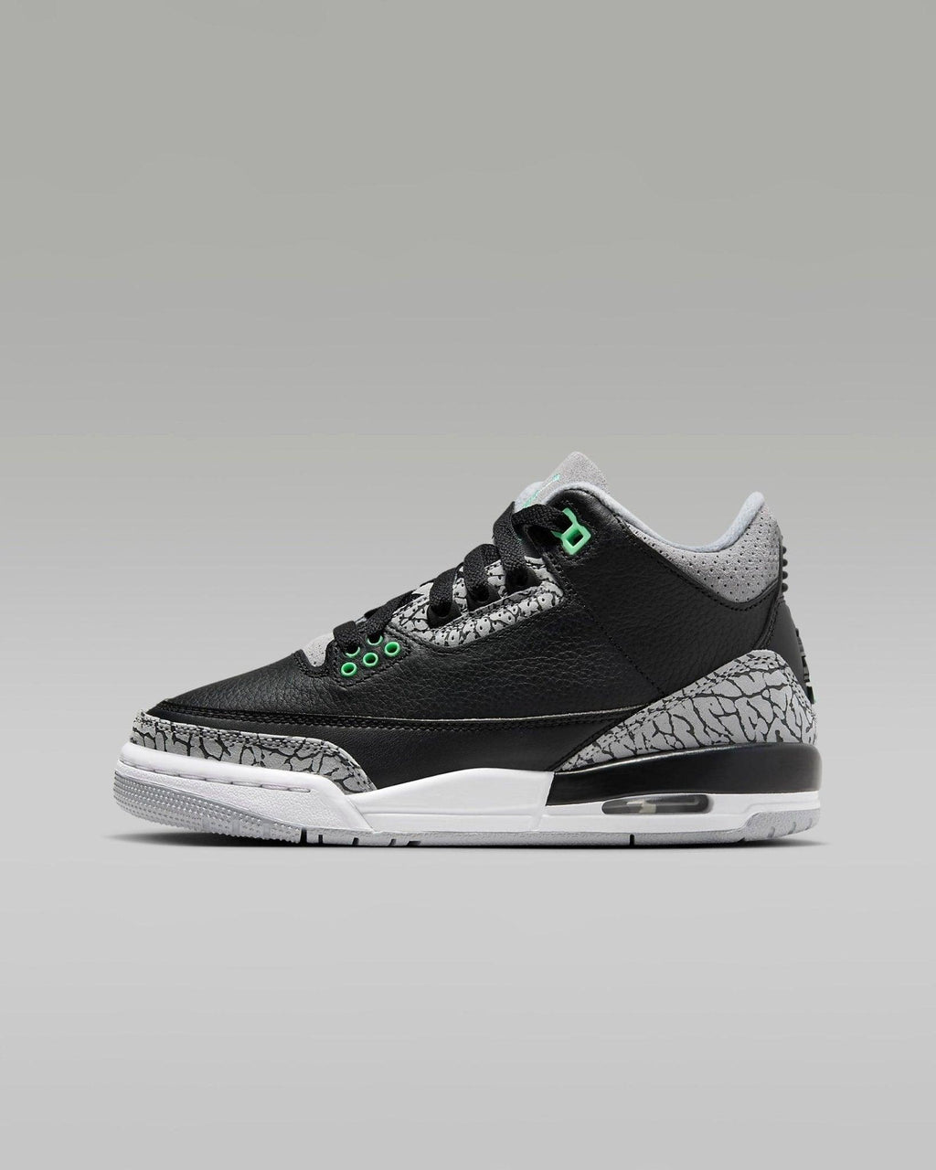 Air Jordan 3 Retro "Green Glow" Banlieue91