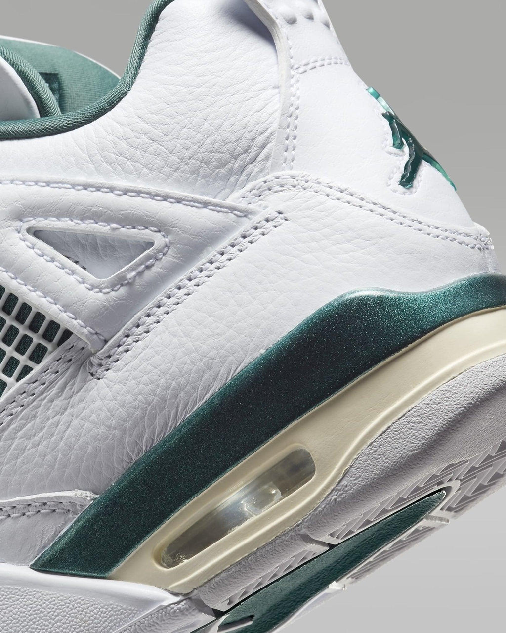 Air Jordan 4 Retro "Oxidized Green" Banlieue91
