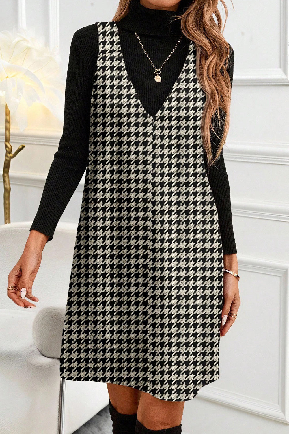 Red Houndstooth Print V Neck Sleeveless Mini Dress