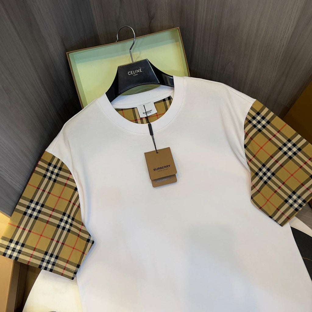 Burberry T-Shirt Without Collar 'White & Beige' Banlieue91