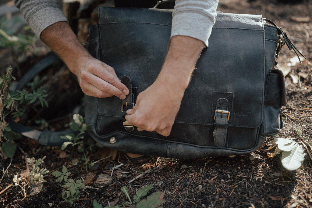 Sitka Leather Messenger Kodiak Leather