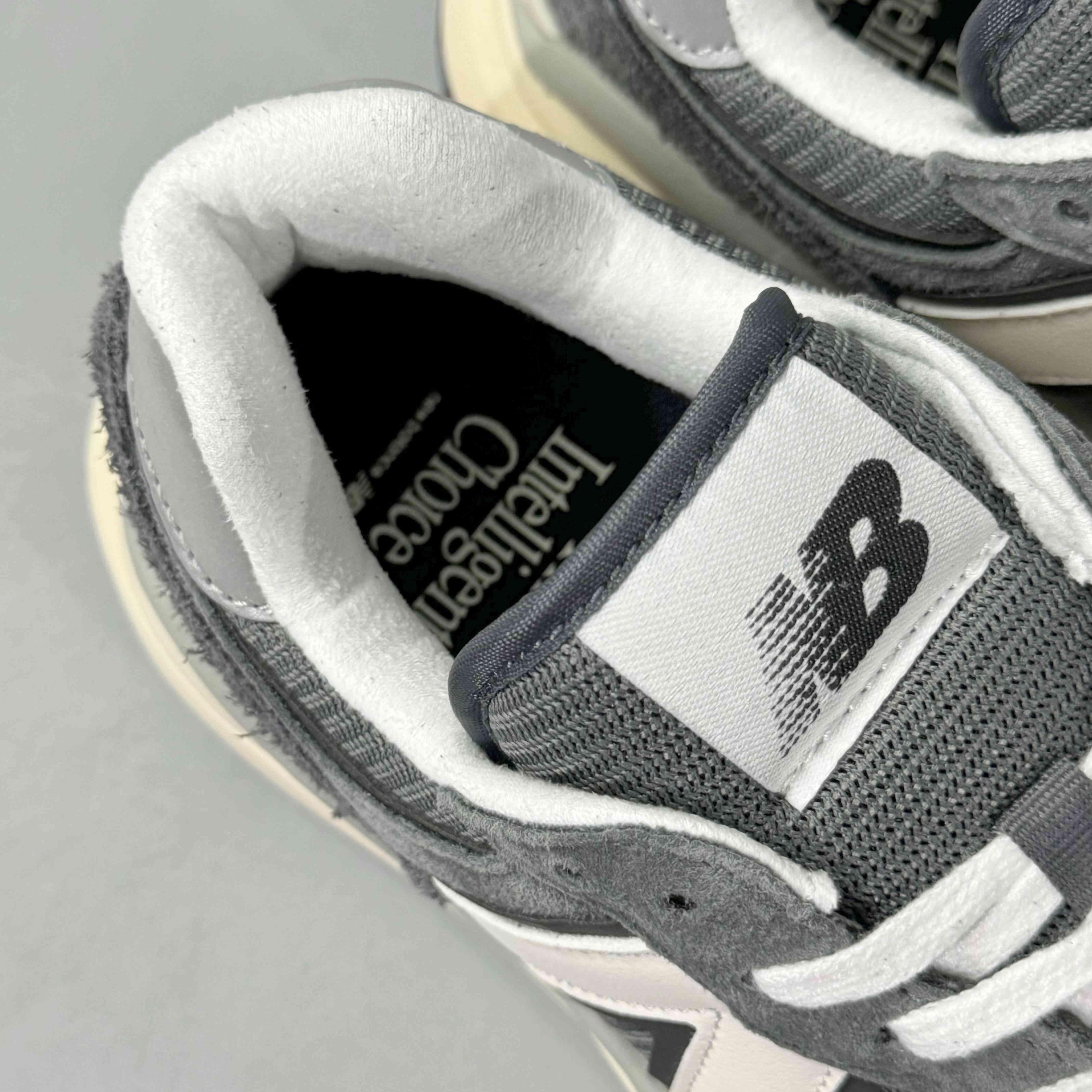 New Balance 57/40 'Vintage Dark Grey White' Banlieue91