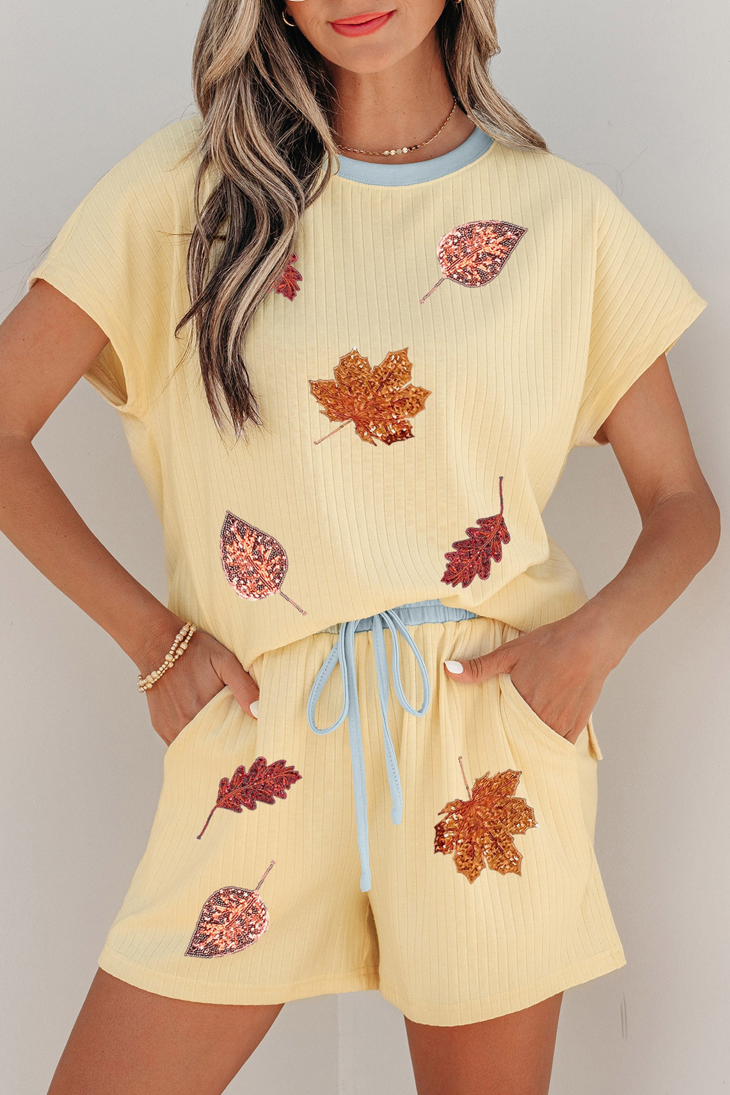 Yellow Cream Ribbed Color Block Trim Sequin Leaf Graphic Short 2pcs Set