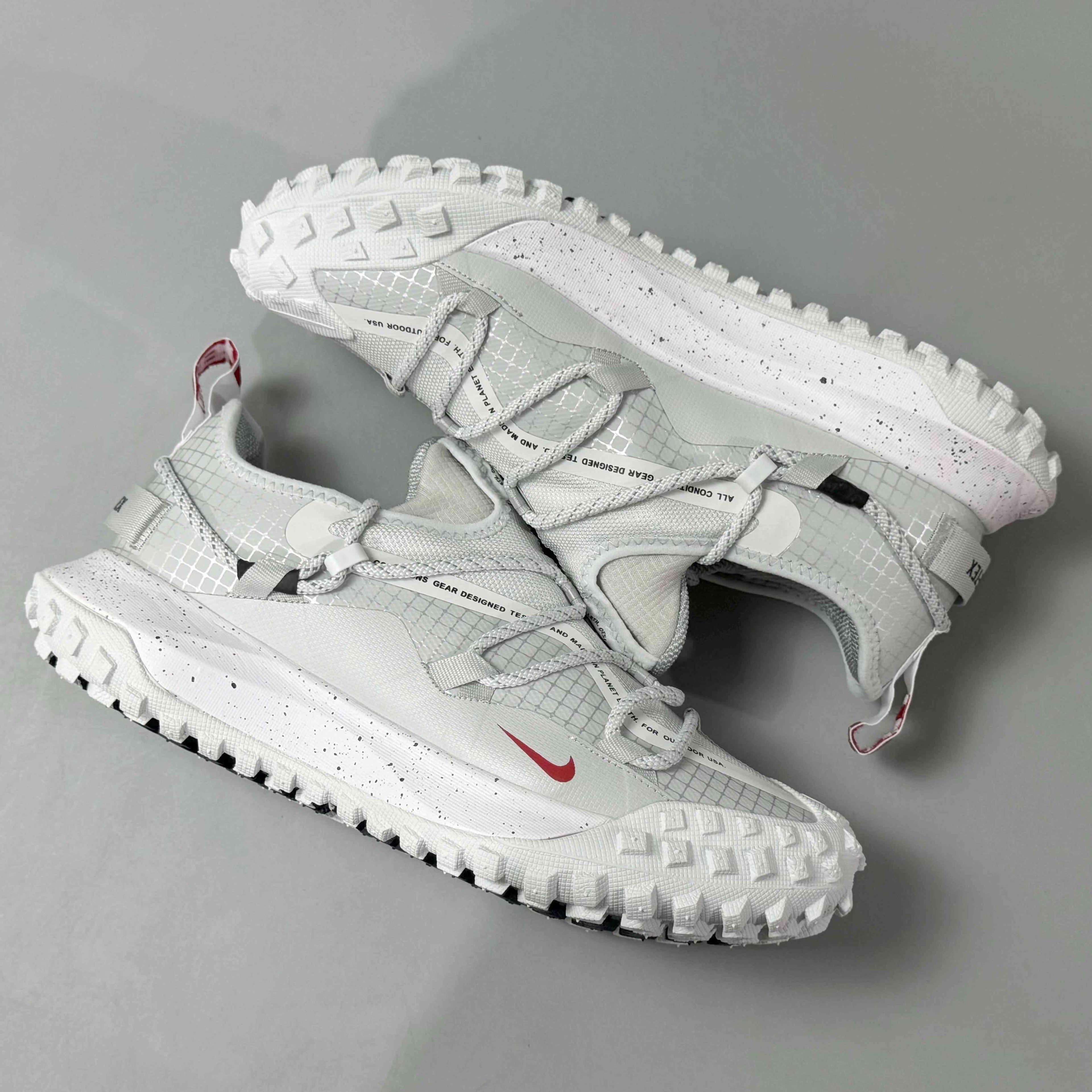 Nike ACG Mountain Fly Low Gore-Tex SE 'Team USA' Banlieue91