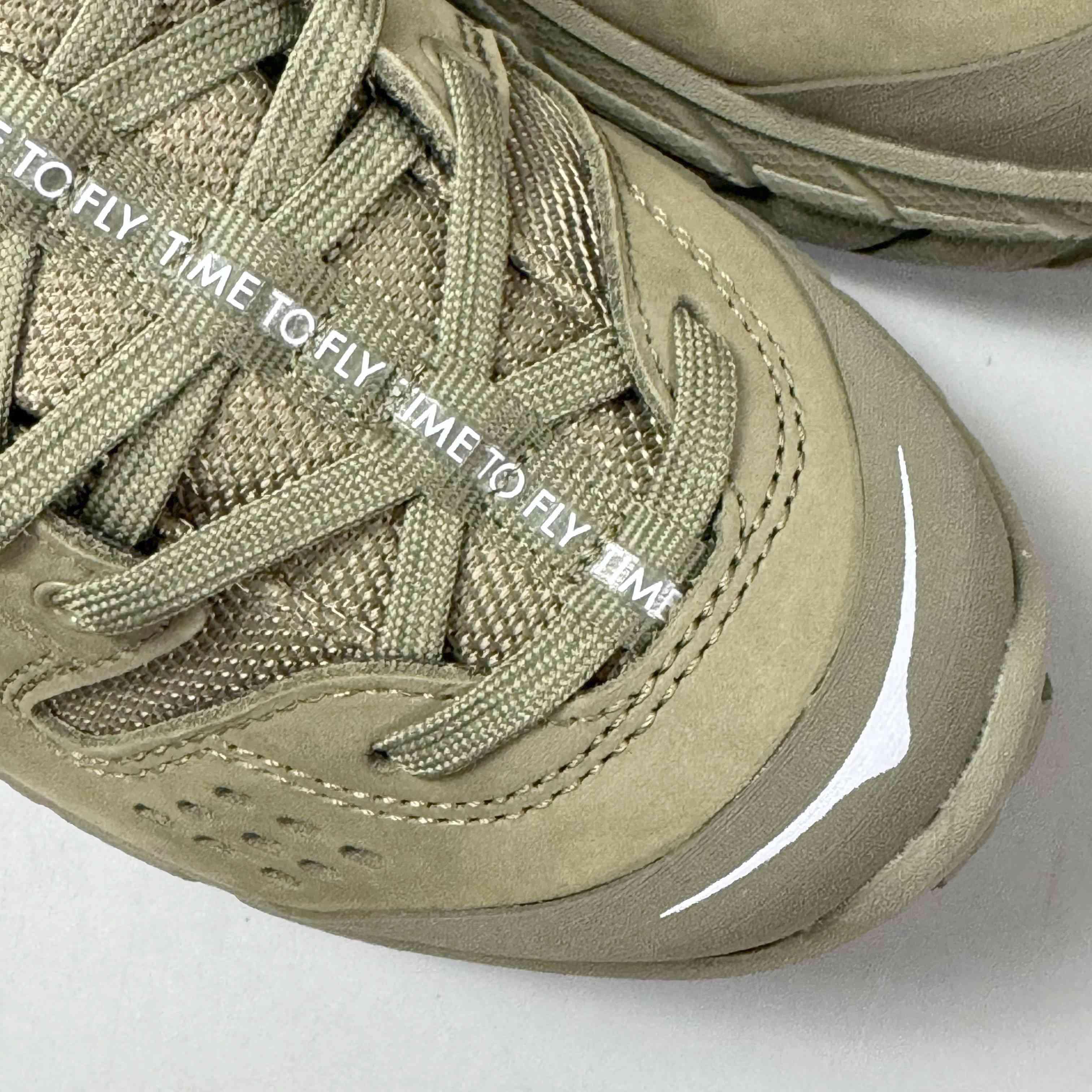 Hoka One One Tor Ultra Low 'WP JP Burnt Olive' Banlieue91