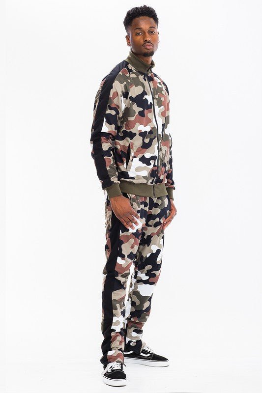 Men’s Camo Zip Jacket & Jogger Tracksuit Set