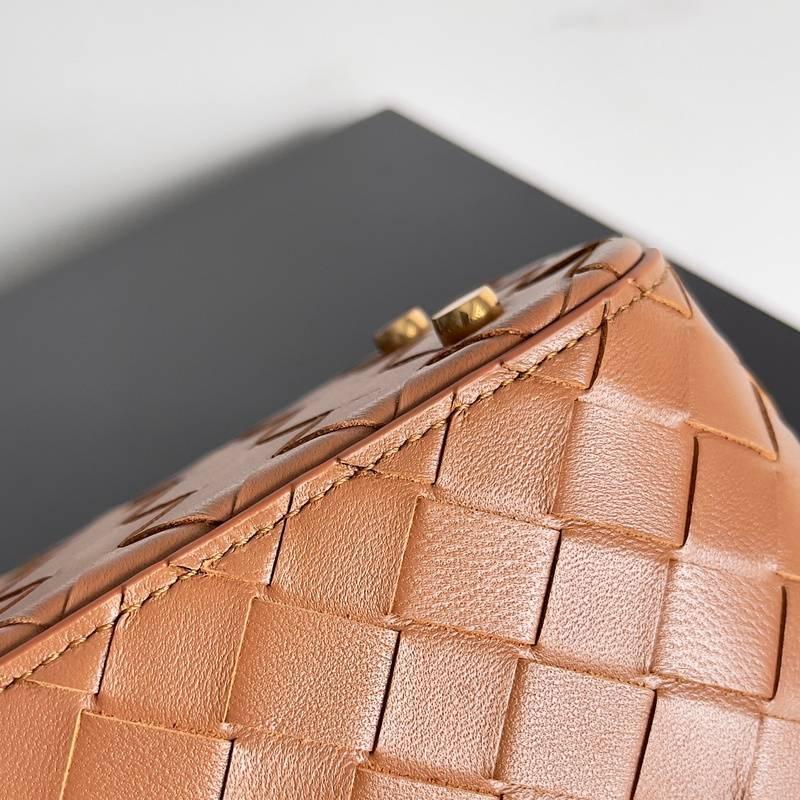 Bottega Veneta Small Vanity Case On Strap