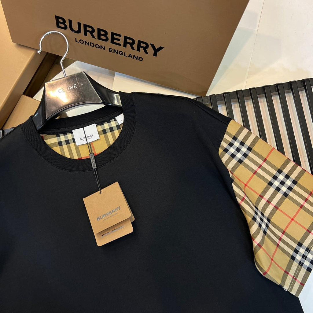 Burberry T-Shirt Without Collar 'Black & Beige' Banlieue91