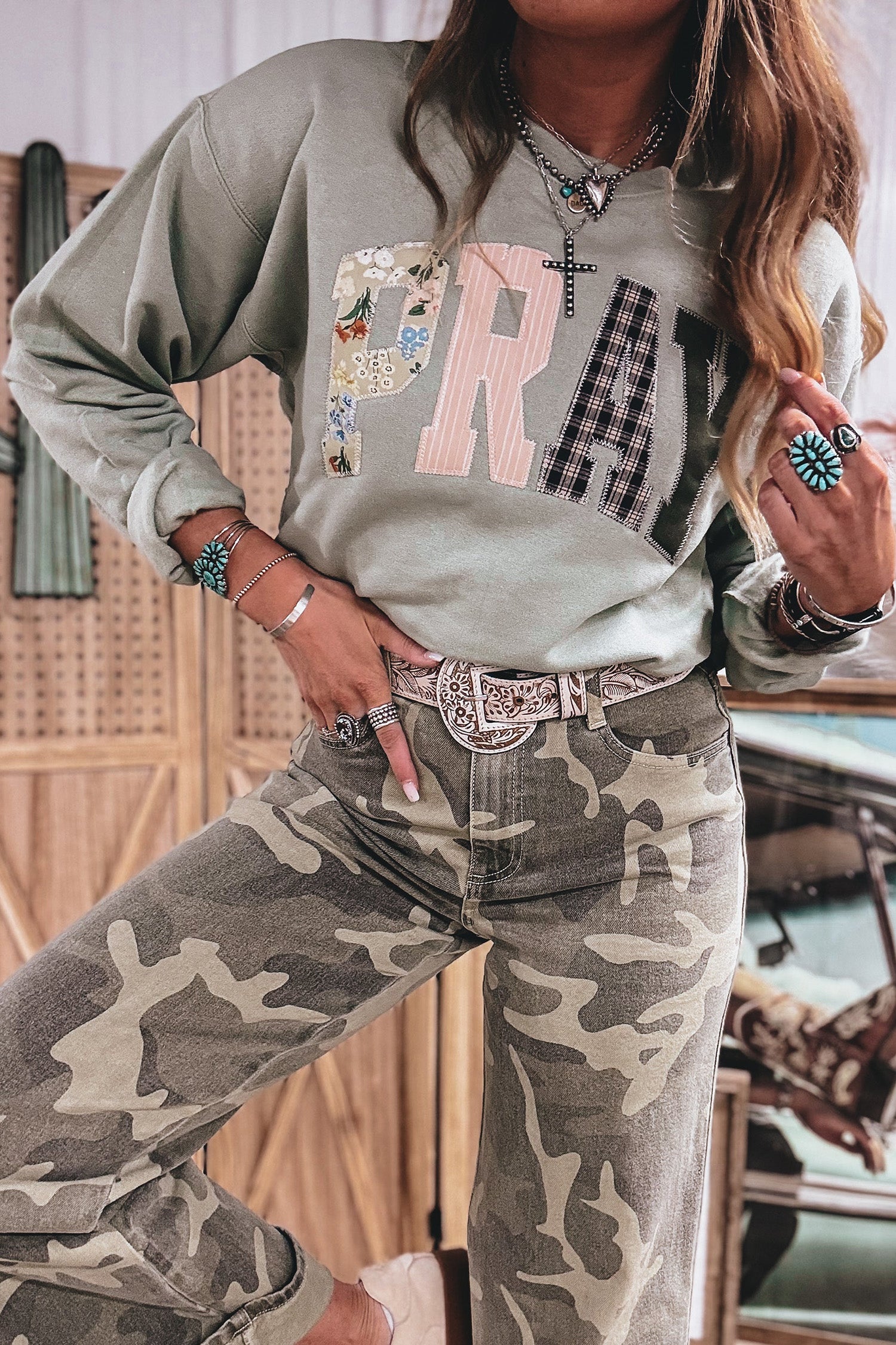 Green Bay Floral Buffalo Plaid Striped Embroidered Patch Western Pullover Sweatshirt