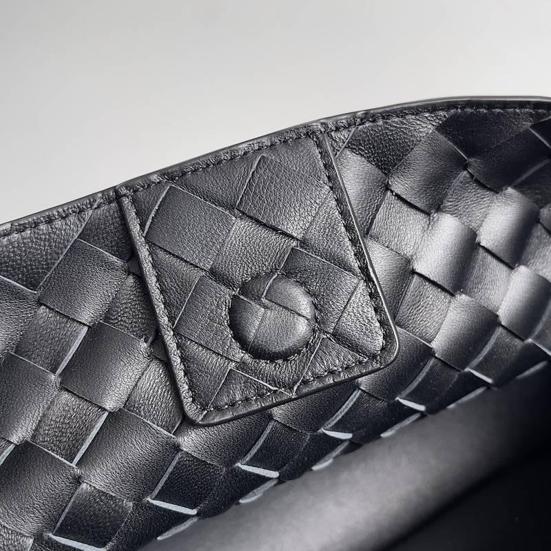Bottega Veneta Bottega Veneta Andiamo East/West Small Tote Bag Banlieue91