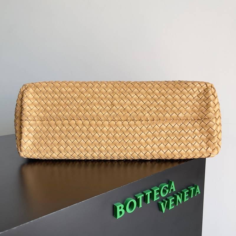Bottega Veneta Medium Intreccio Leather Bag Tote Banlieue91