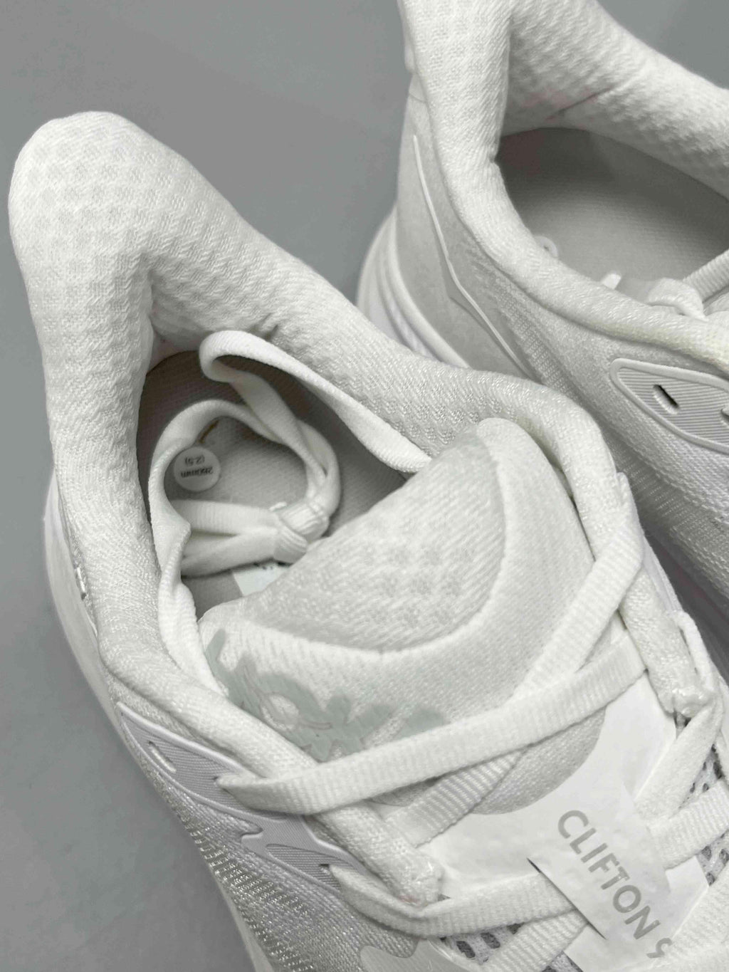 Hoka One One Clifton 9 'White' Banlieue91