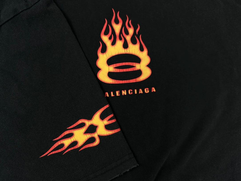 Balenciaga Burning Unity T-Shirt Oversized in black vintage jersey Banlieue91
