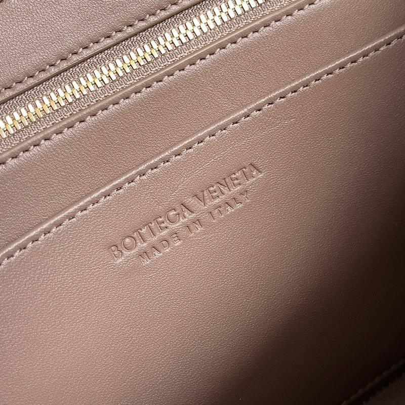 Bottega Veneta Bottega Veneta Andiamo East/West Small Tote Bag Banlieue91
