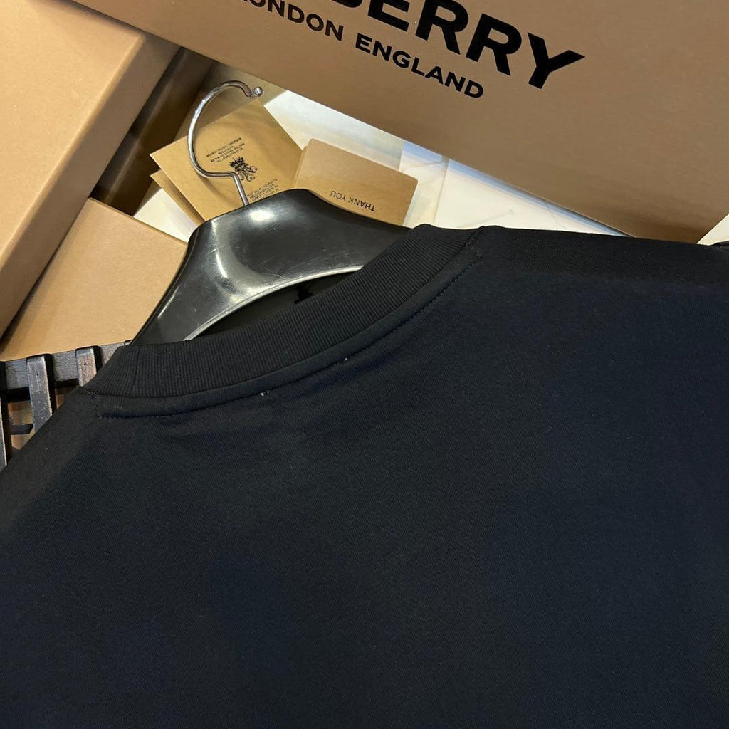 Burberry T-Shirt Without Collar 'Black' Banlieue91