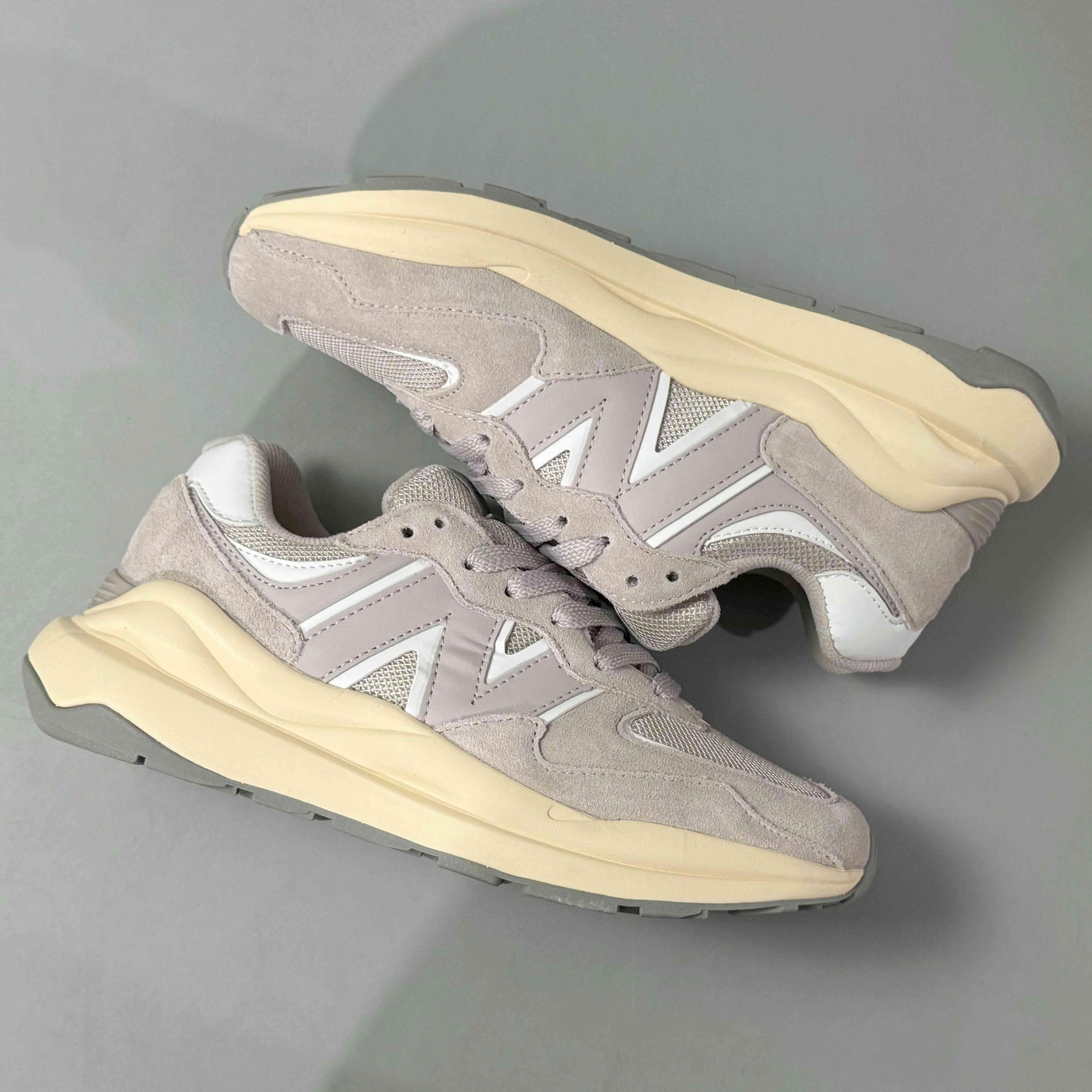 New Balance 57/40 Logwood Team Cream Banlieue91