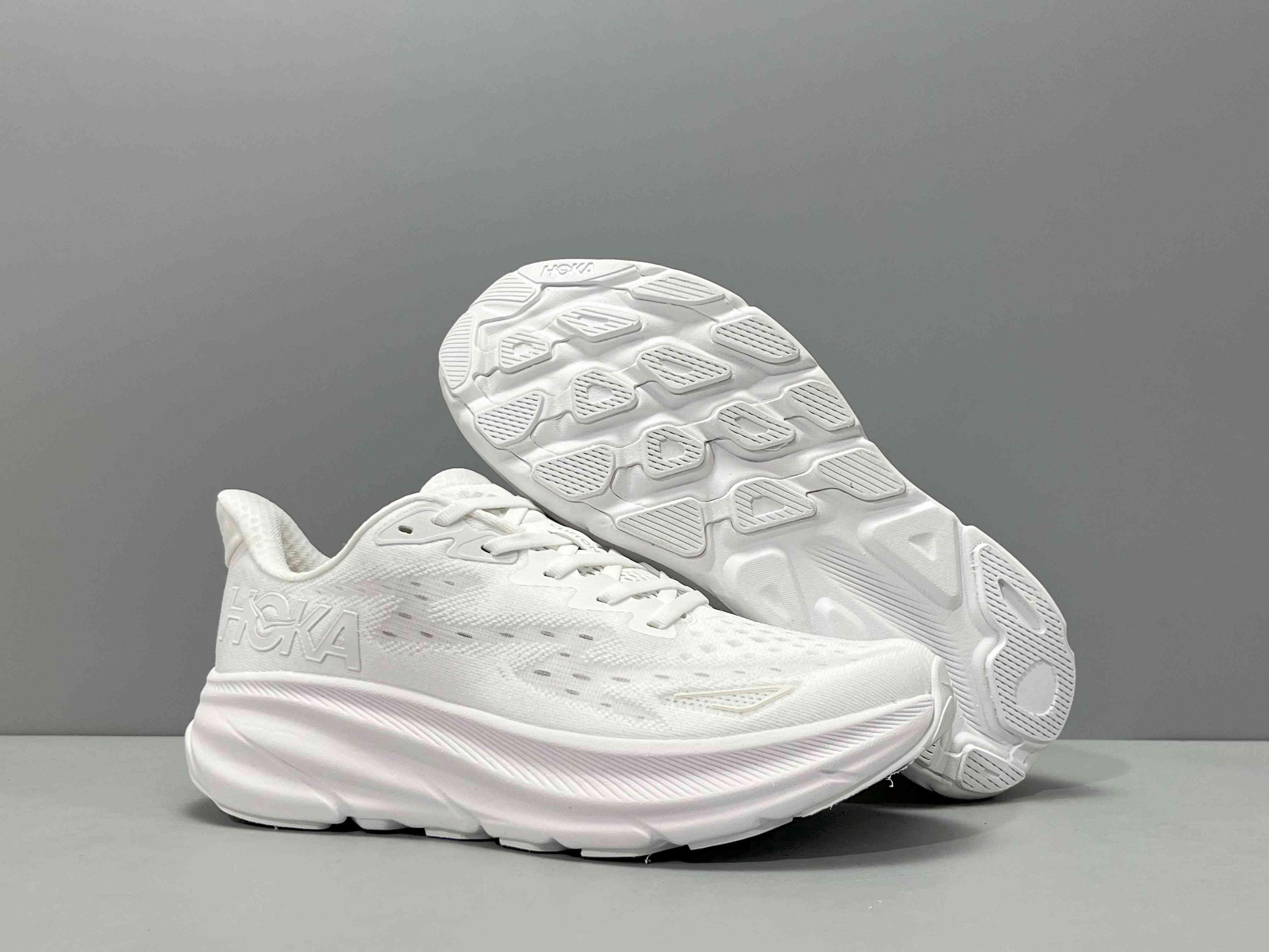 Hoka One One Clifton 9 'White' Banlieue91