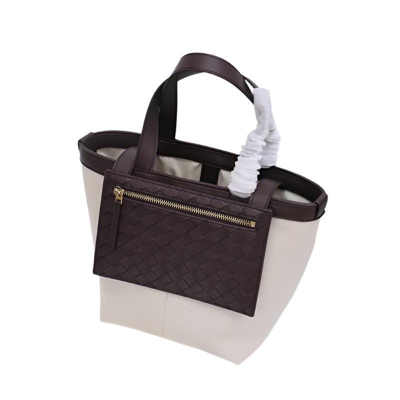 Bottega Veneta Flip Pouch Canvas Tote Bag Banlieue91