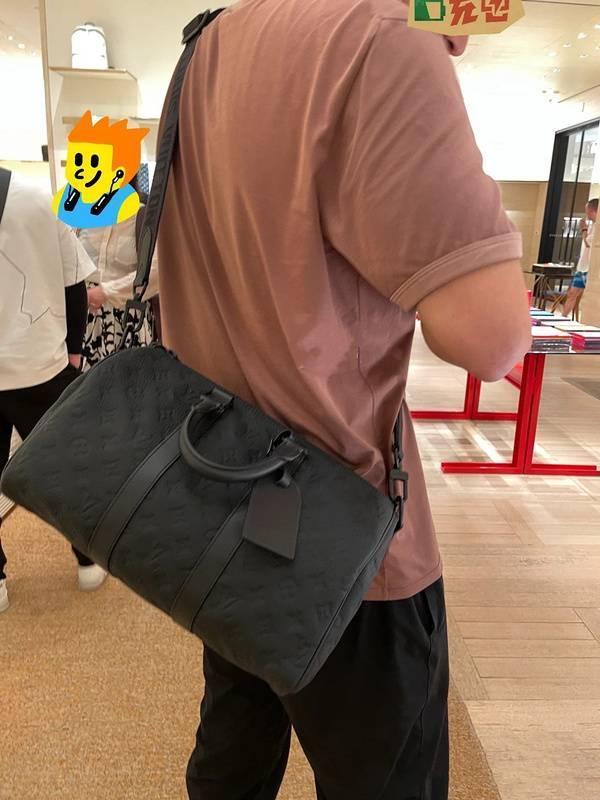 Louis Vuitton LV Keepall 35 monogram Black For Men Banlieue91