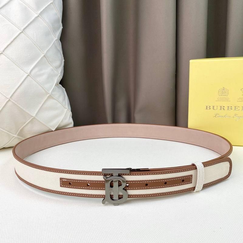 Burberry Reversible Leather Vintage Belt Banlieue91