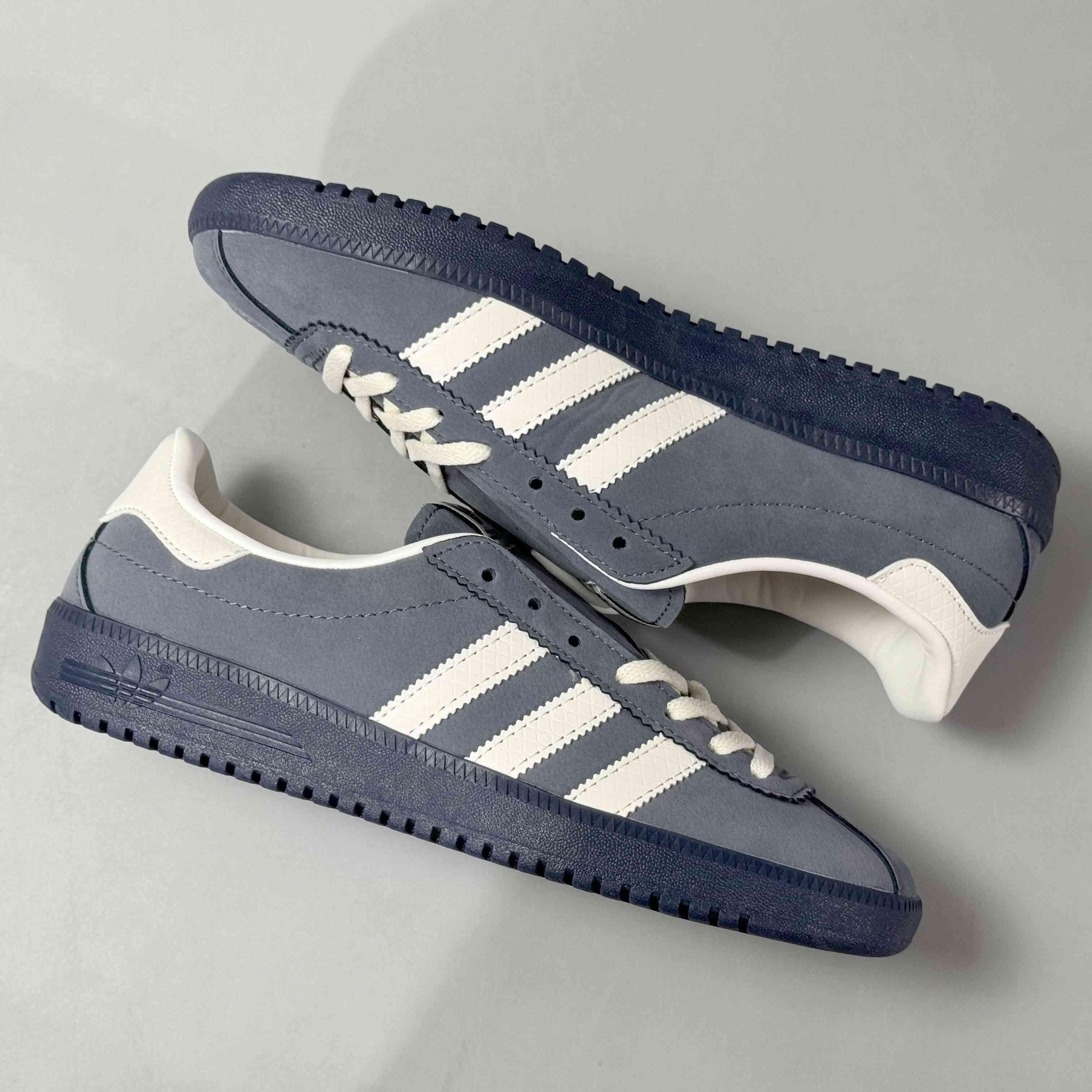 Adidas Originals Bermuda 'Preloved Ink' Banlieue91